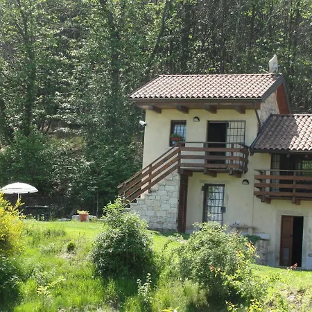 Сasa de vacaciones In 22866 Madonna Del Sasso